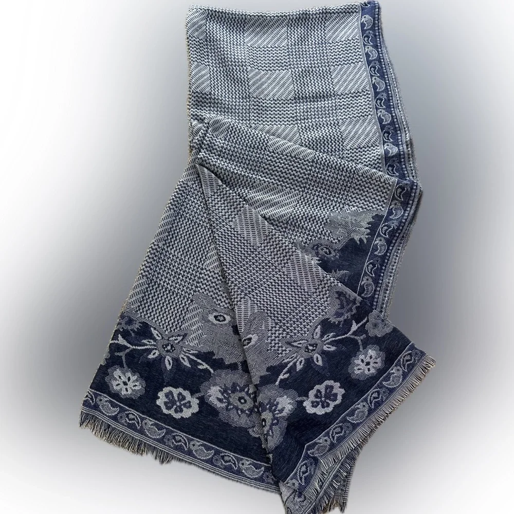 Jacquard Pashmina Wrap – Dark Blue & White Style M1L New in Bag